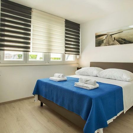 Ac Apartment With 2 Bedrooms And 2 Bathrooms-Free Private Parking Спліт Екстер'єр фото