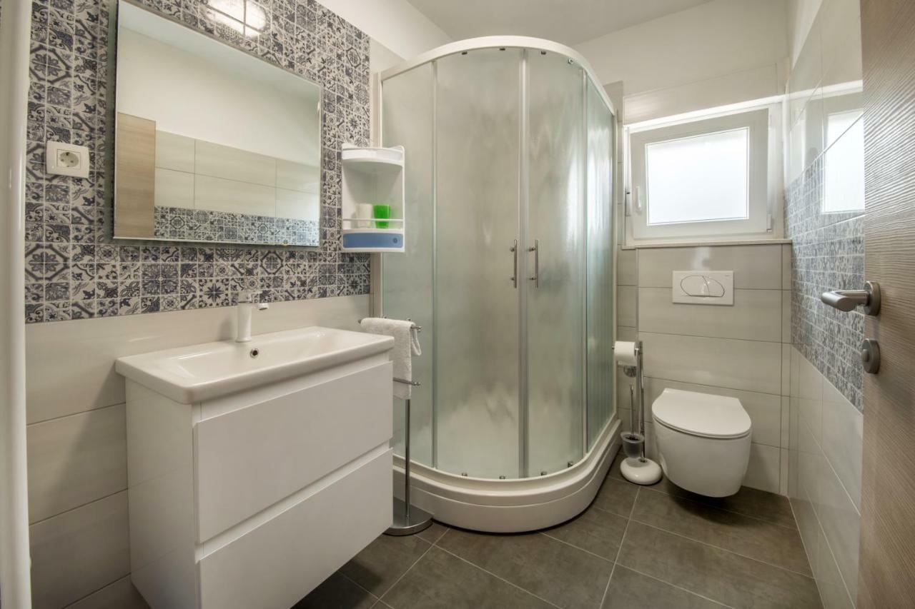 Ac Apartment With 2 Bedrooms And 2 Bathrooms-Free Private Parking Спліт Екстер'єр фото